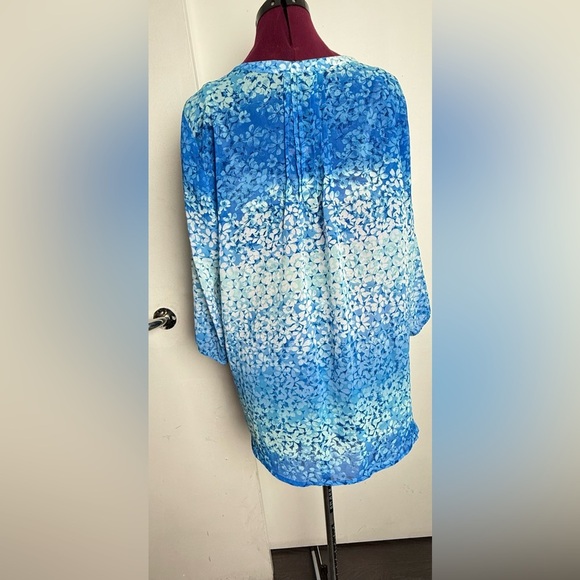 Blue Patterned Women's Top - Picture 4 of 6